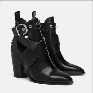 ZARA HEELED ANKLE BOOTS WITH CUT OUTS
